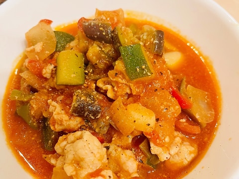 ★豚肉★夏野菜のトマト缶煮込み